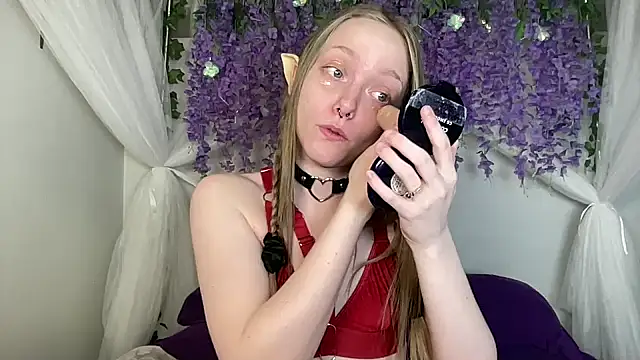 ElfGirlAna online show from May 18, 2:45 pm