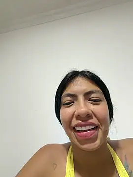 Noa rousse01 online show from April 1, 7:11 pm