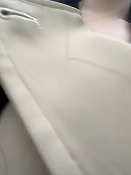 lucyxiaolulu online show from April 5, 1:15 am