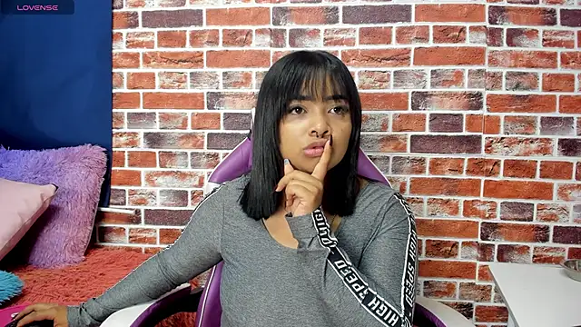SofiiaCutee online show from May 12, 2:20 am
