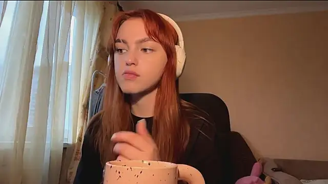 alisaonlyforu online show from April 8, 7:10 am