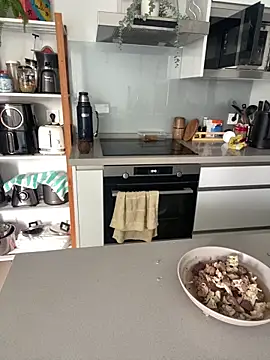 Sexyandtiny online show from March 27, 12:39 pm