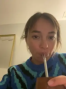 Sexyandtiny online show from March 26, 12:57 am