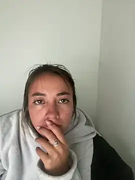 Sexyandtiny online show from March 21, 10:20 am