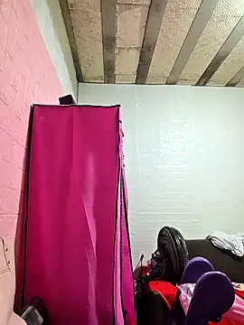 millacavalona09 online show from March 24, 12:10 pm