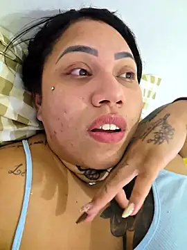 millacavalona09 online show from April 21, 1:42 am