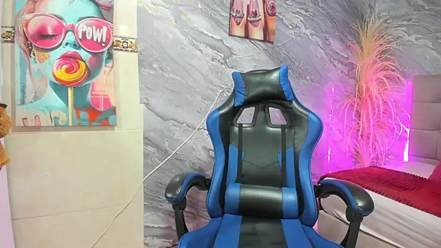 kiara norris online show from April 2, 1:41 pm