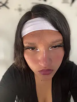 Melody LS online show from March 22, 2:01 pm