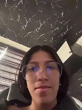 Anitta  LS online show from March 27, 2:51 pm