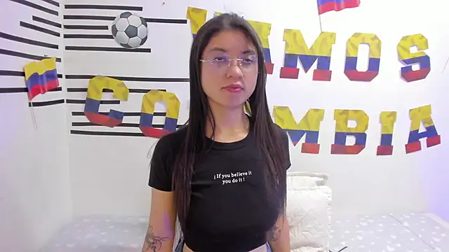 LindaCatalina  online show from July 8, 1:02 pm