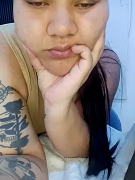 mile  44 online show from April 6, 7:26 pm