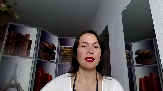 Selena Moo online show from April 5, 8:02 am