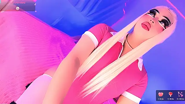 Valentina Smith1  online show from April 1, 1:41 pm