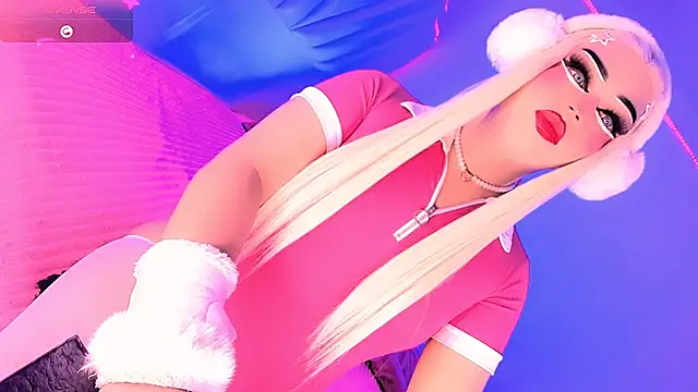 Valentina Smith1  online show from April 17, 7:54 am