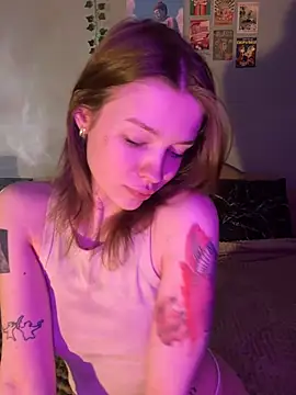 VelvetBlossom online show from April 3, 11:41 am