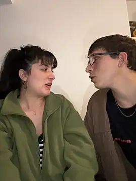 StefyStevis online show from May 23, 12:42 am