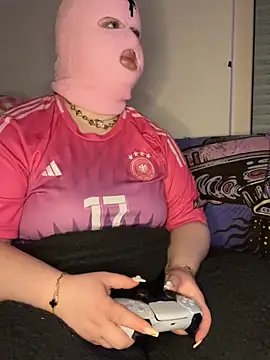 savageebny online show from March 26, 7:26 pm