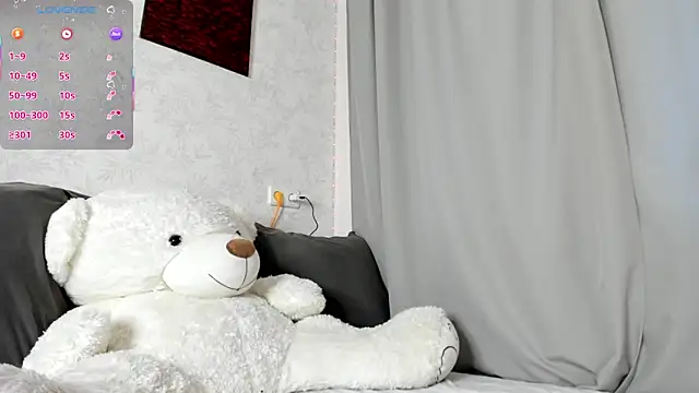 LadySweetN online show from April 1, 3:51 am