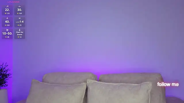 alanna01   online show from May 12, 4:54 am