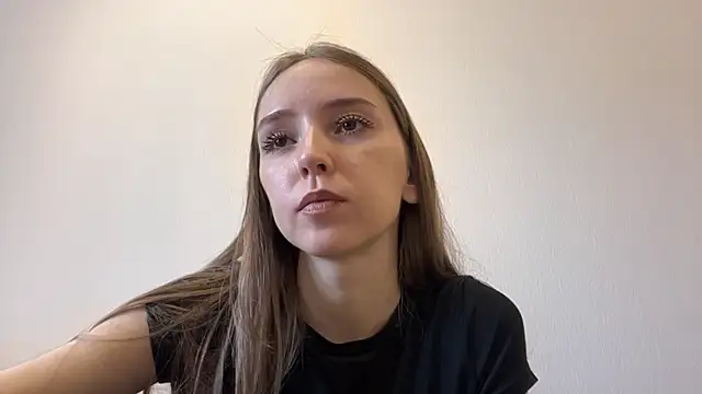 TanjaBrounson online show from April 9, 6:19 am