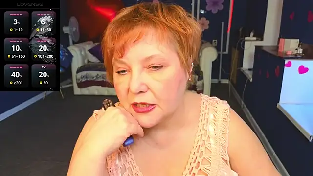 Kira Kingsley online show from March 23, 10:54 am