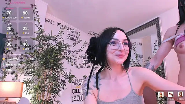 mira0 0 online show from May 18, 4:07 am