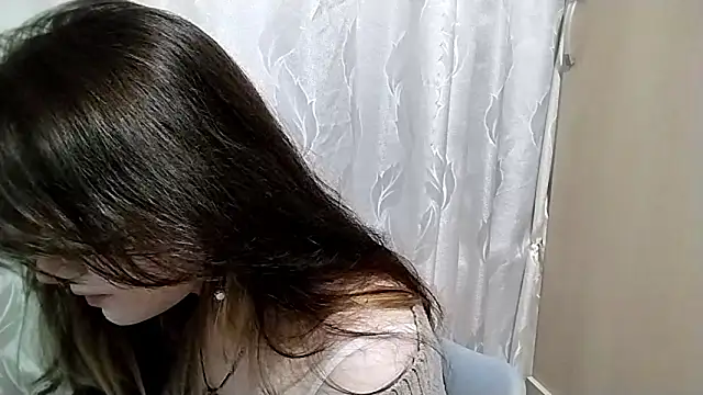 Eva Ange online show from March 27, 4:30 pm