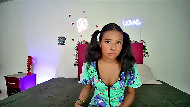 Ellie Cute7 online show from May 15, 8:11 pm