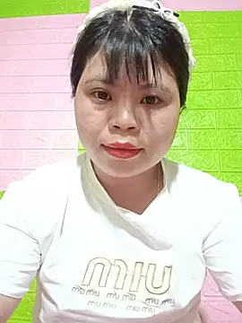 Dumi 009 online show from May 17, 3:44 pm