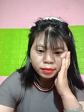 Dumi 009 online show from May 11, 3:29 pm