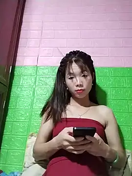 AmyLinee01 online show from May 25, 5:50 am