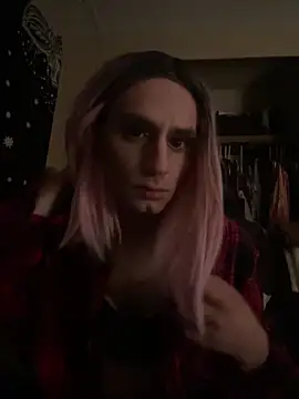 AlexAndriaStrips online show from March 21, 8:08 am