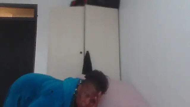 Lucia-boobs online show from May 25, 5:17 am