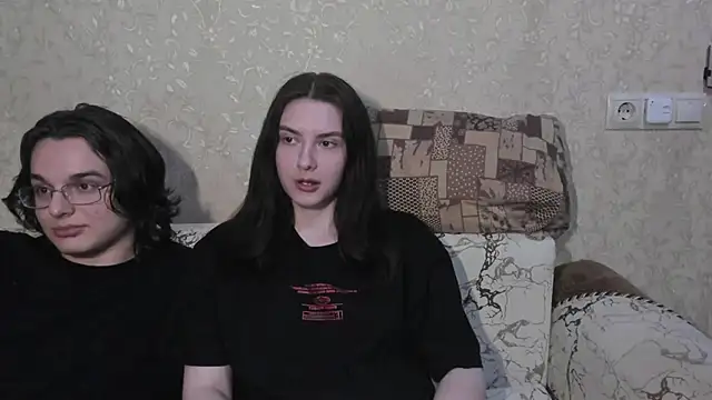 muuur love231 online show from March 31, 6:52 pm