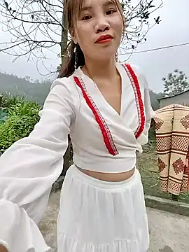 Ruby Lucy online show from April 5, 12:09 am