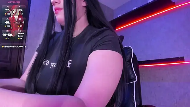 Carmillaa online show from March 28, 10:41 pm