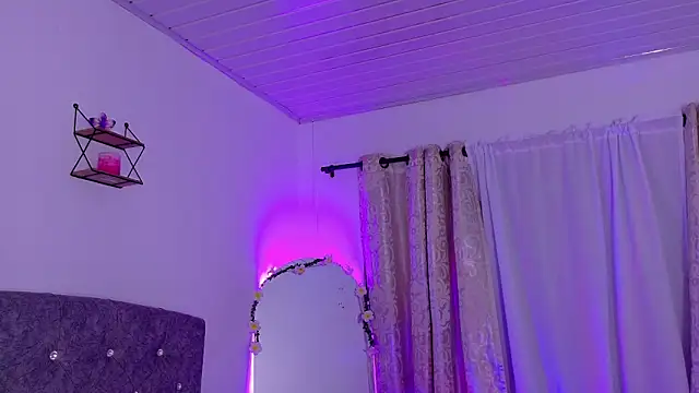 LilithSmiith online show from April 25, 1:03 pm