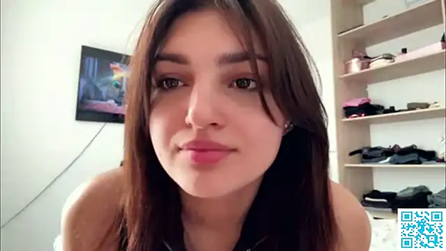 GlitchSiren online show from March 30, 7:41 am