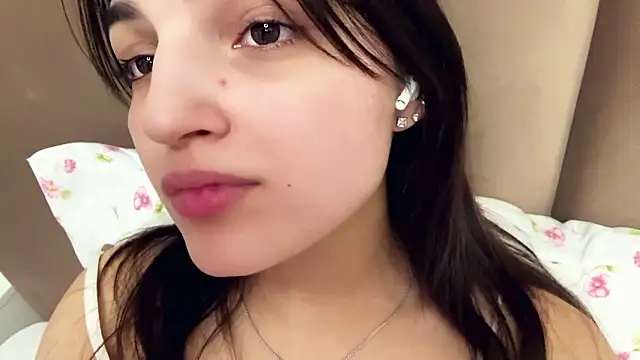 GlitchSiren online show from March 26, 9:27 pm