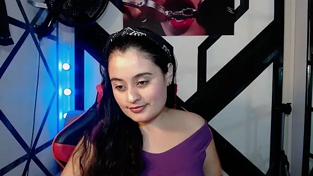 gabriela tm1 online show from April 8, 12:51 pm