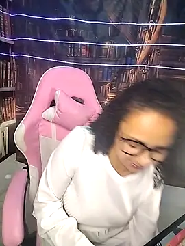 Sofia Alane online show from April 1, 1:41 pm