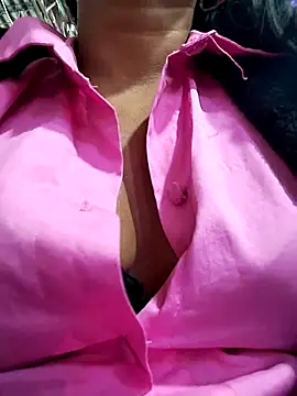 AngelicaStorms online show from April 1, 2:03 pm