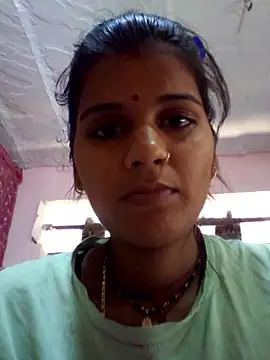 Raveena0990 online show from May 19, 2:07 am
