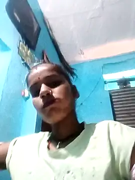 Raveena0990 online show from May 24, 8:57 am