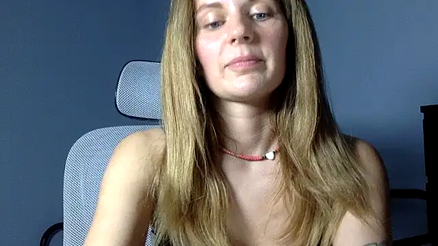 Kira sigma online show from March 25, 4:21 pm