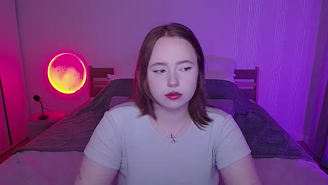 SelenaLily online show from April 8, 3:58 pm