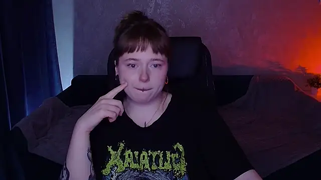 SelenaLily online show from May 26, 6:07 pm