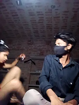 COUPLE-HOTS online show from March 29, 5:12 pm