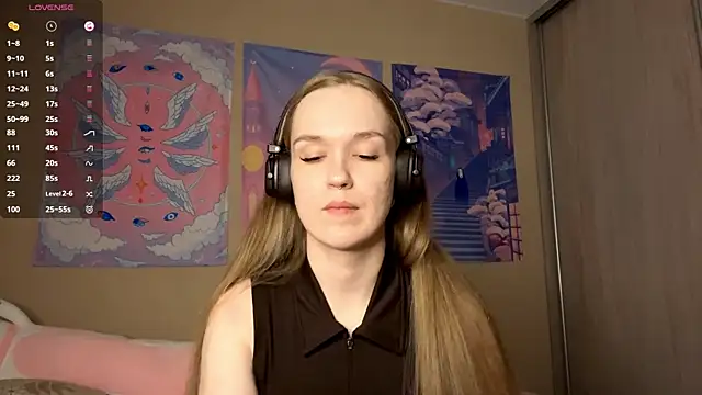 DenitaSpace online show from May 15, 2:53 pm