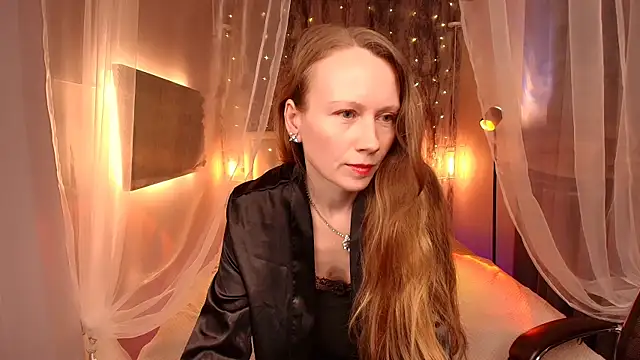 NicoleMiless online show from May 23, 12:36 pm
